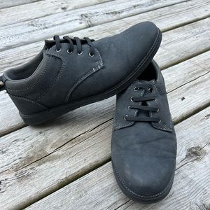 Boys size 6 Sonoma no tie slip on Oxford